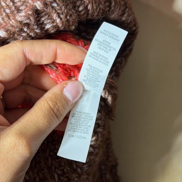 OFFLINE by Aerie Striped Ribbed Knit Crewneck Sweater Women’s Size M Chunky Cozy - Picture 6 of 10